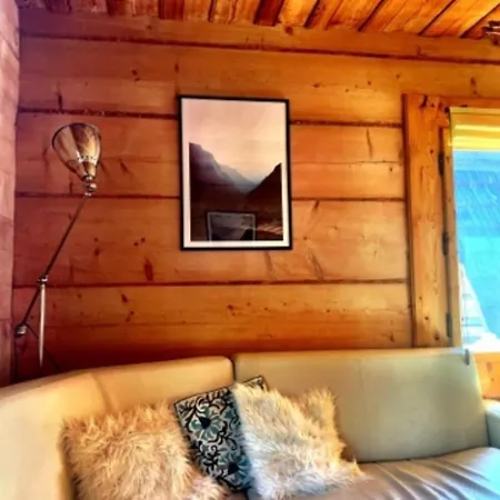 Casa de Férias Mountain Cozy House In Tatras With Stunning View Zab